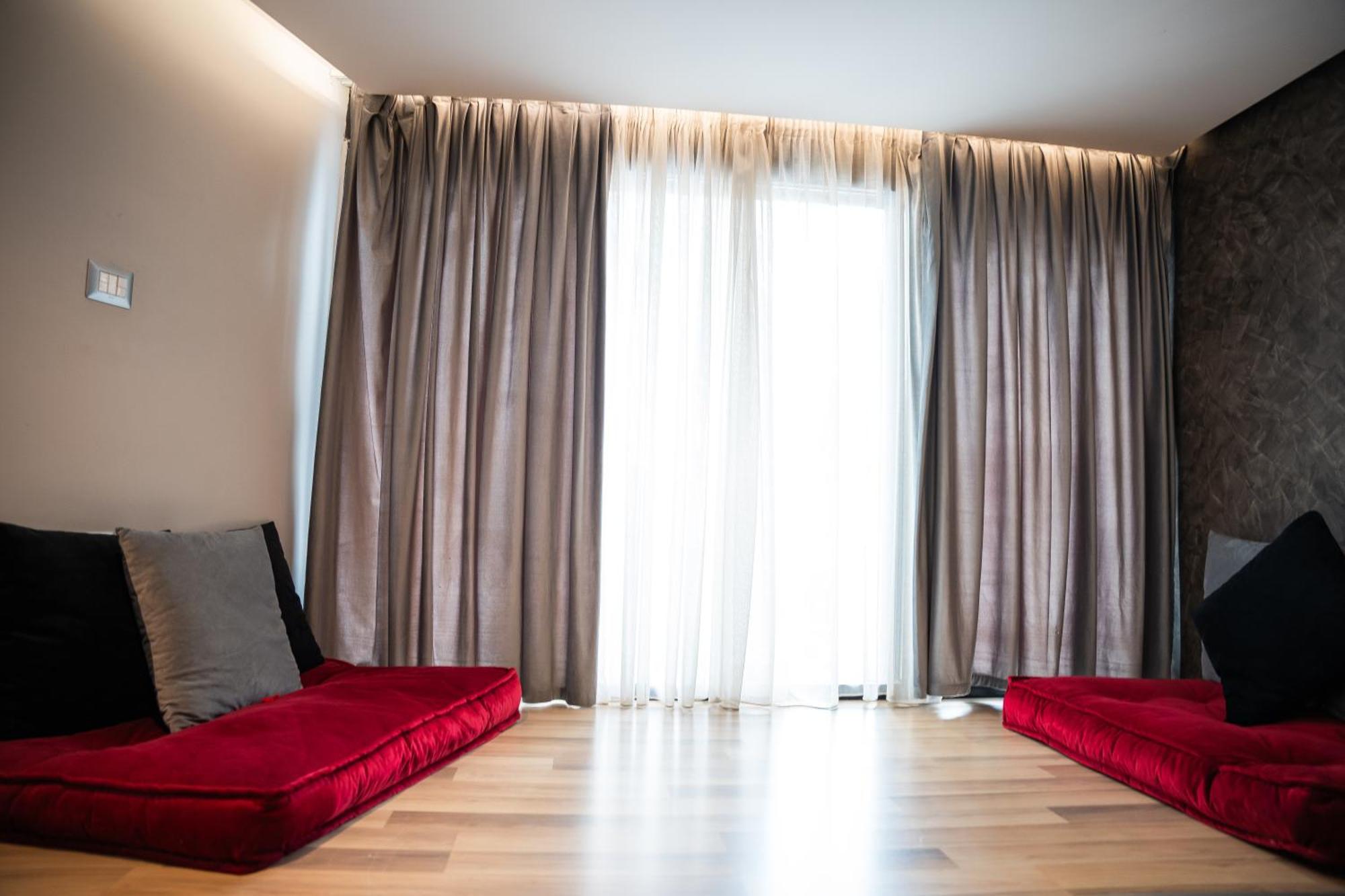 Center Boutique Hotel Tirana Exteriör bild