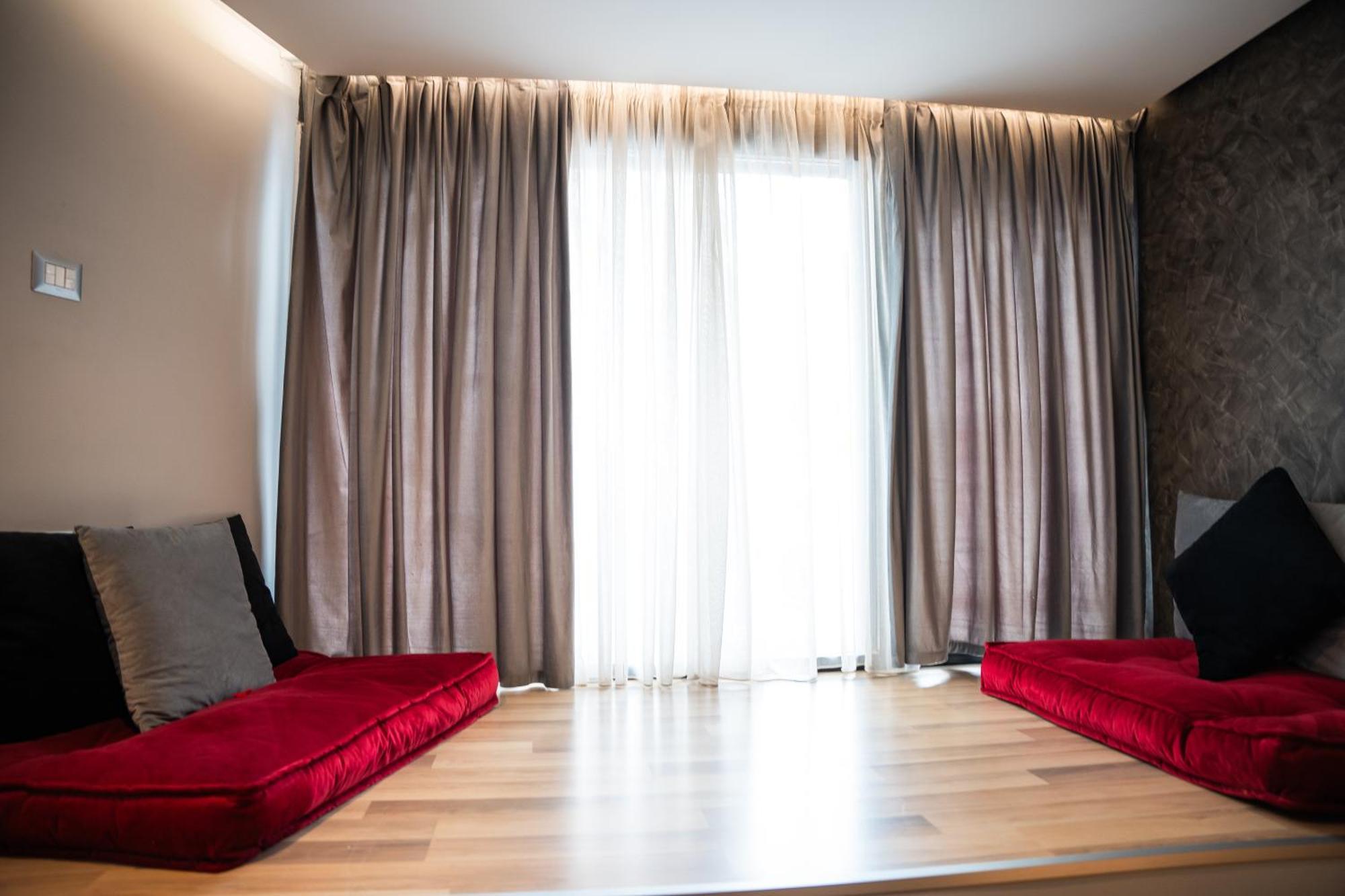 Center Boutique Hotel Tirana Exteriör bild